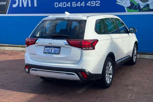 2020 Mitsubishi Outlander ES ZL
