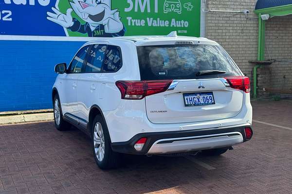2020 Mitsubishi Outlander ES ZL