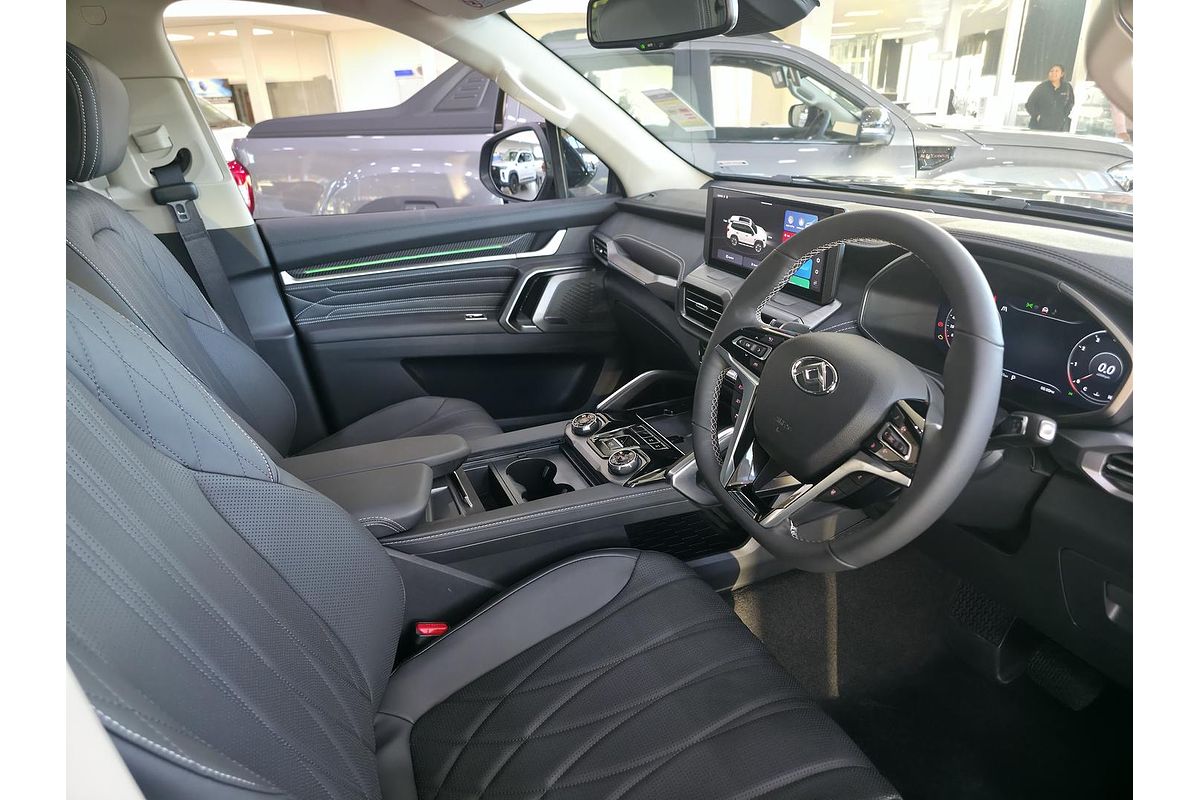2025 LDV D90 Executive SV9A