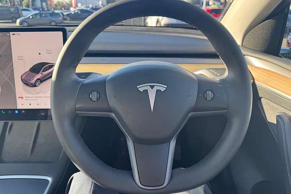 2023 Tesla Model Y Rear-Wheel Drive