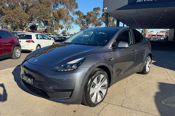 2023 Tesla Model Y Rear-Wheel Drive