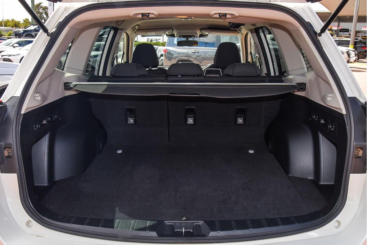 2022 Subaru Forester 2.5i-L S5