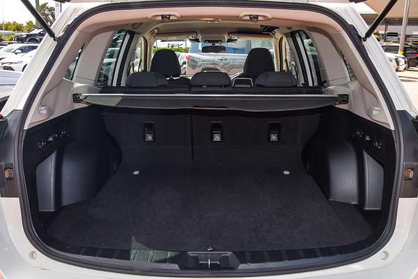 2022 Subaru Forester 2.5i-L S5