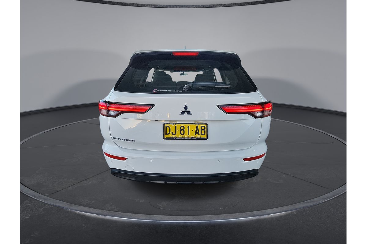 2023 Mitsubishi Outlander ES ZM