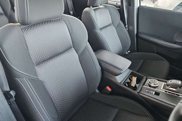 2023 Mitsubishi Outlander ES ZM