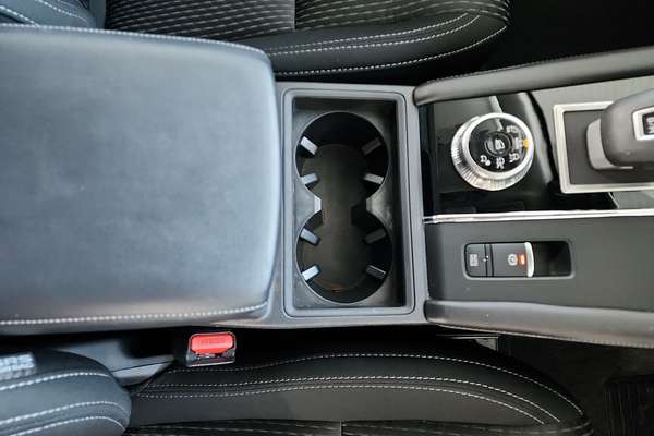 2023 Mitsubishi Outlander ES ZM