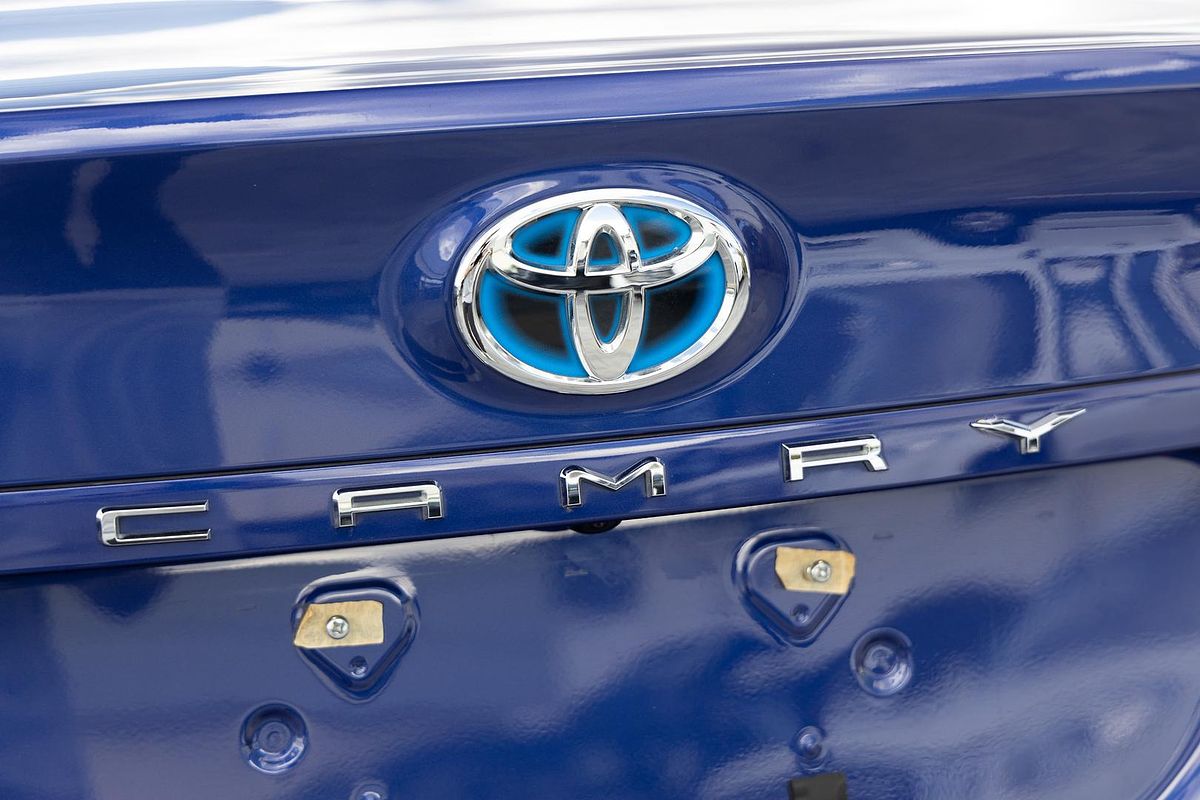 2019 Toyota Camry Ascent AXVH71R