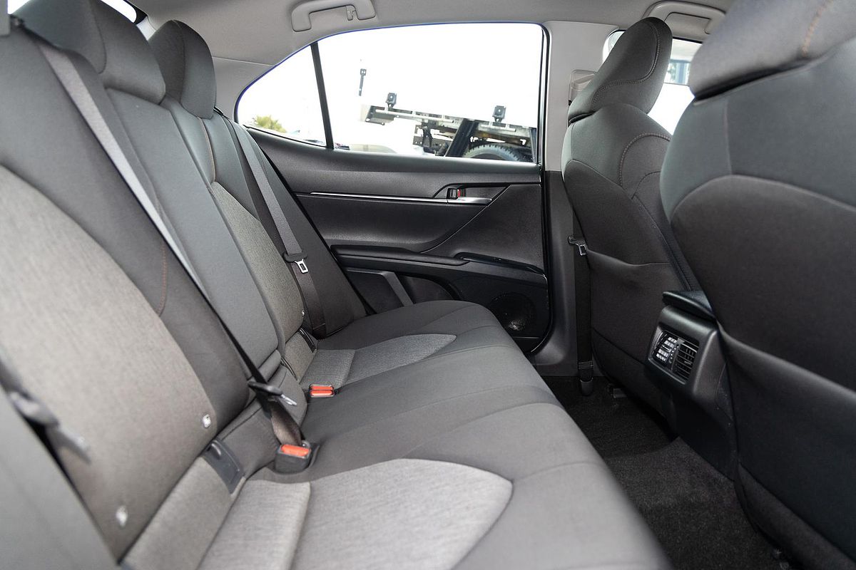 2019 Toyota Camry Ascent AXVH71R