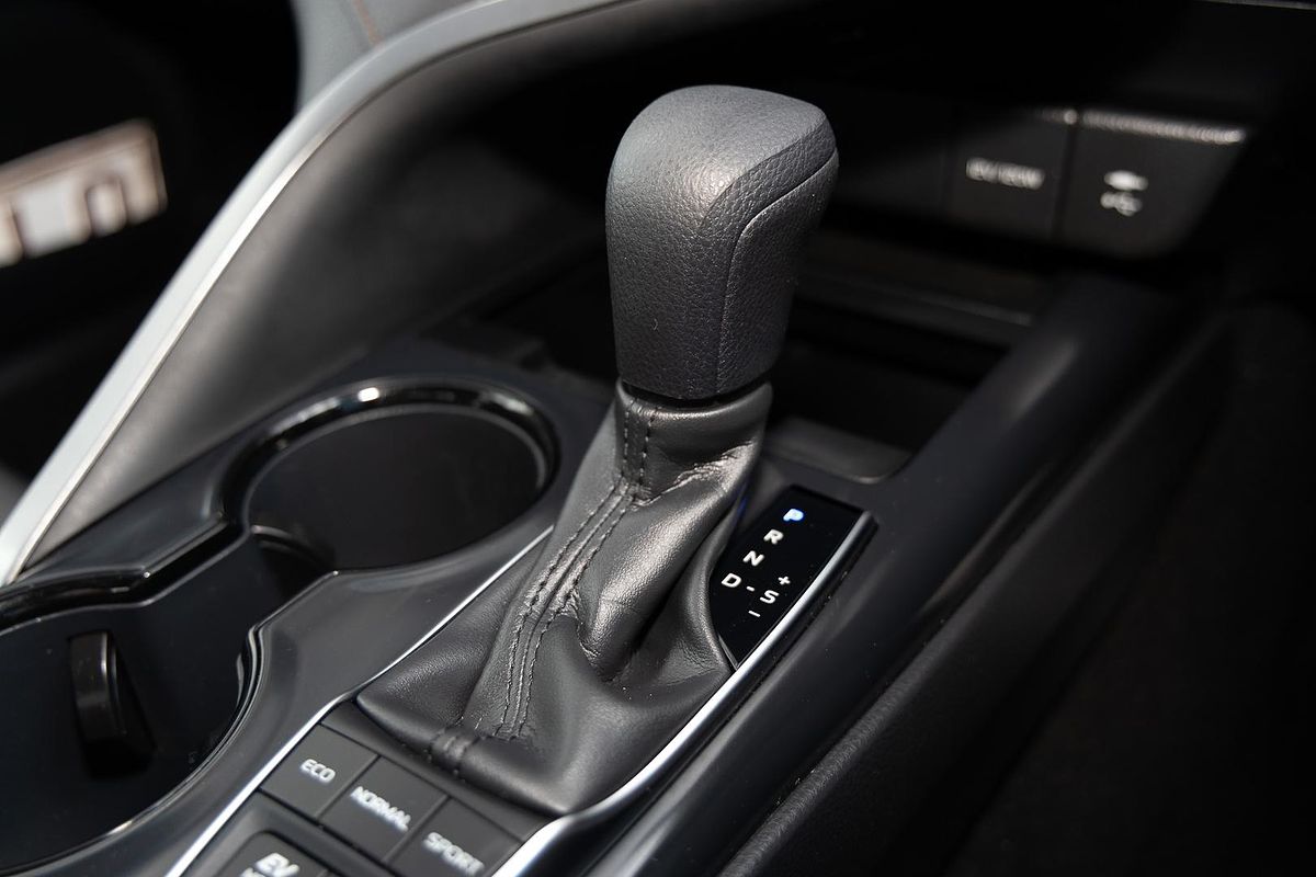 2019 Toyota Camry Ascent AXVH71R