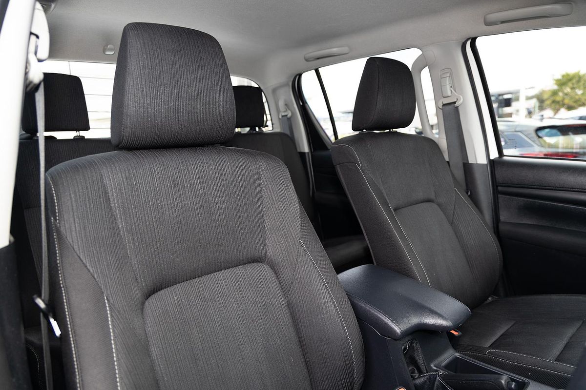 2022 Toyota Hilux SR GUN126R 4X4