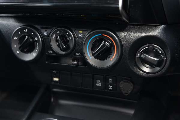 2022 Toyota Hilux SR GUN126R 4X4