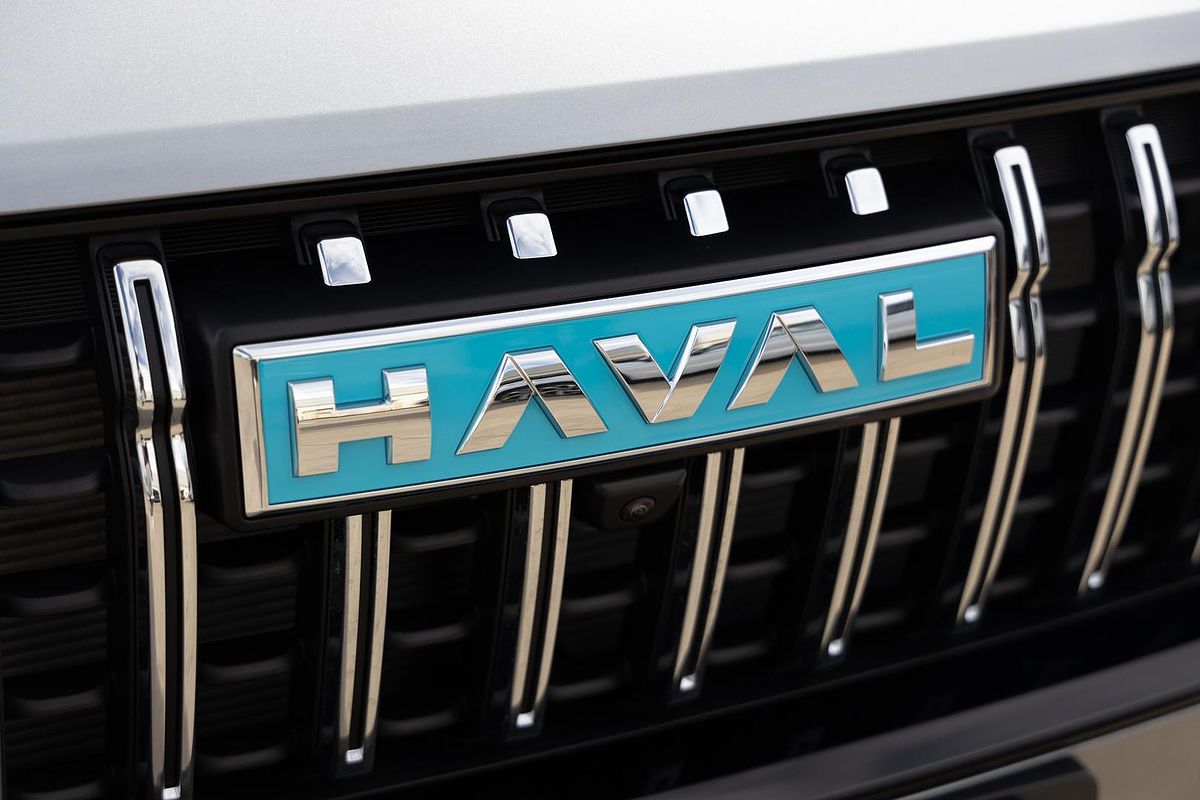 2025 GWM Haval Jolion Ultra Hybrid A02