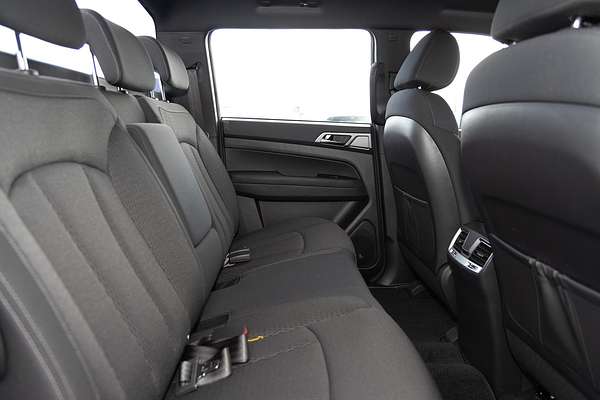 2025 KGM SsangYong Musso ELX Q261 4X4