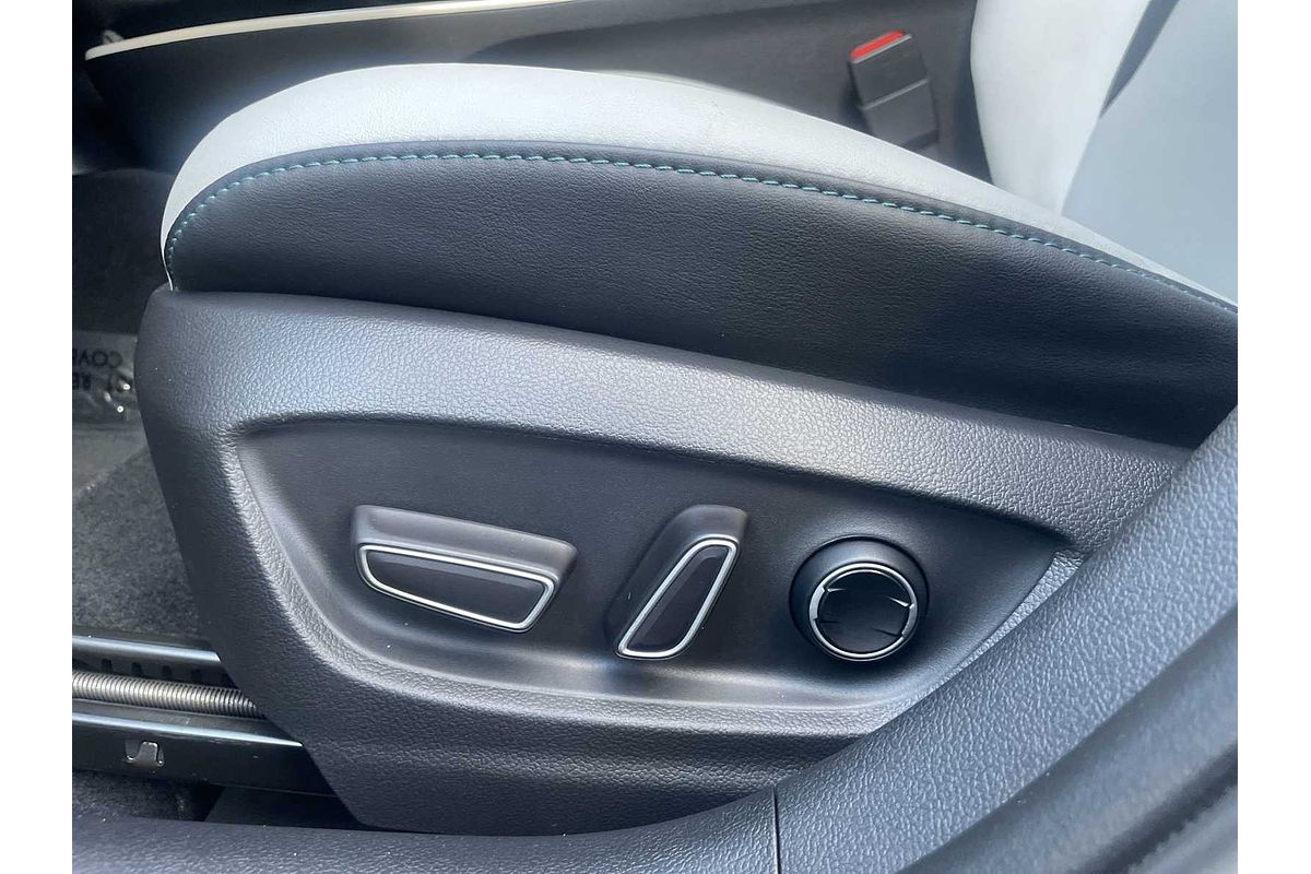 2018 Toyota Prius Advanced