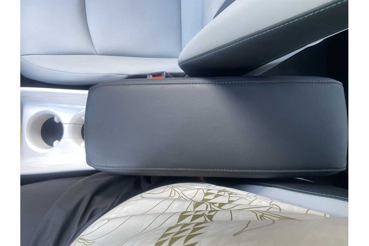 2018 Toyota Prius Advanced