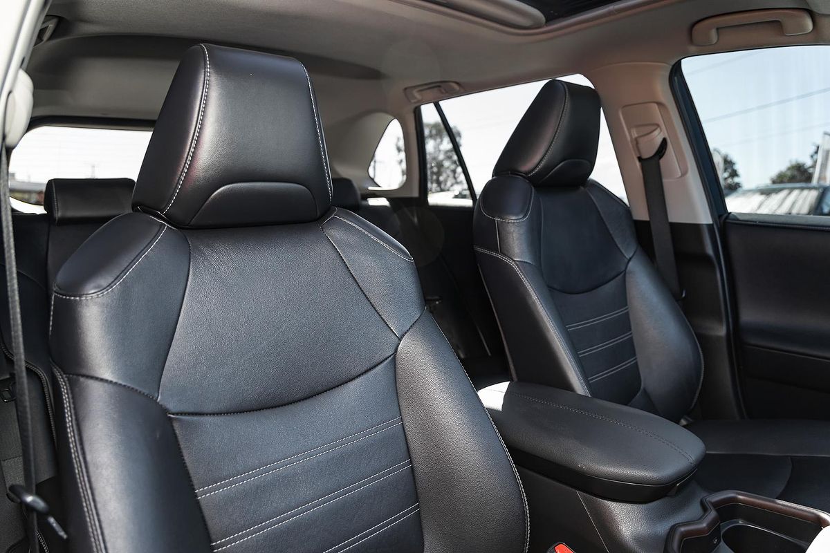 2021 Toyota RAV4 Cruiser AXAH54R