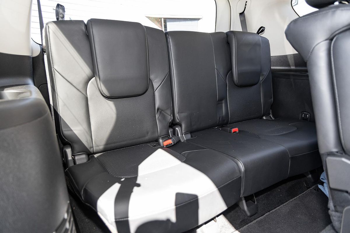 2024 Nissan Patrol Ti-L Y62