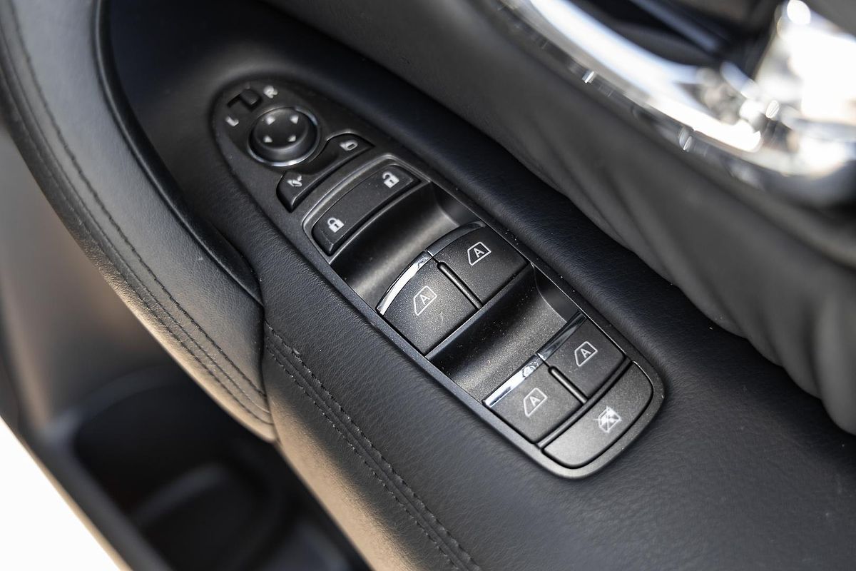 2024 Nissan Patrol Ti-L Y62