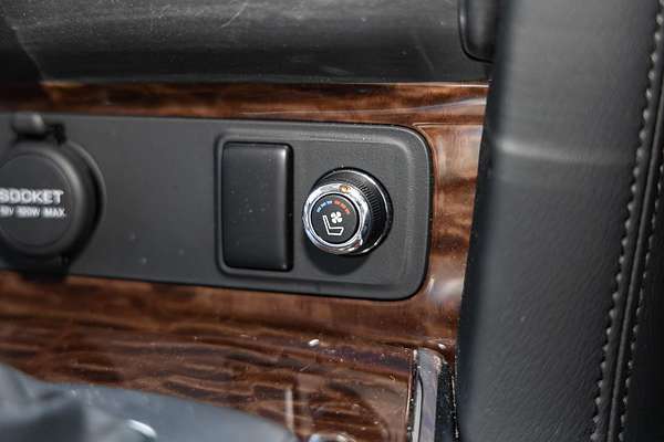 2024 Nissan Patrol Ti-L Y62