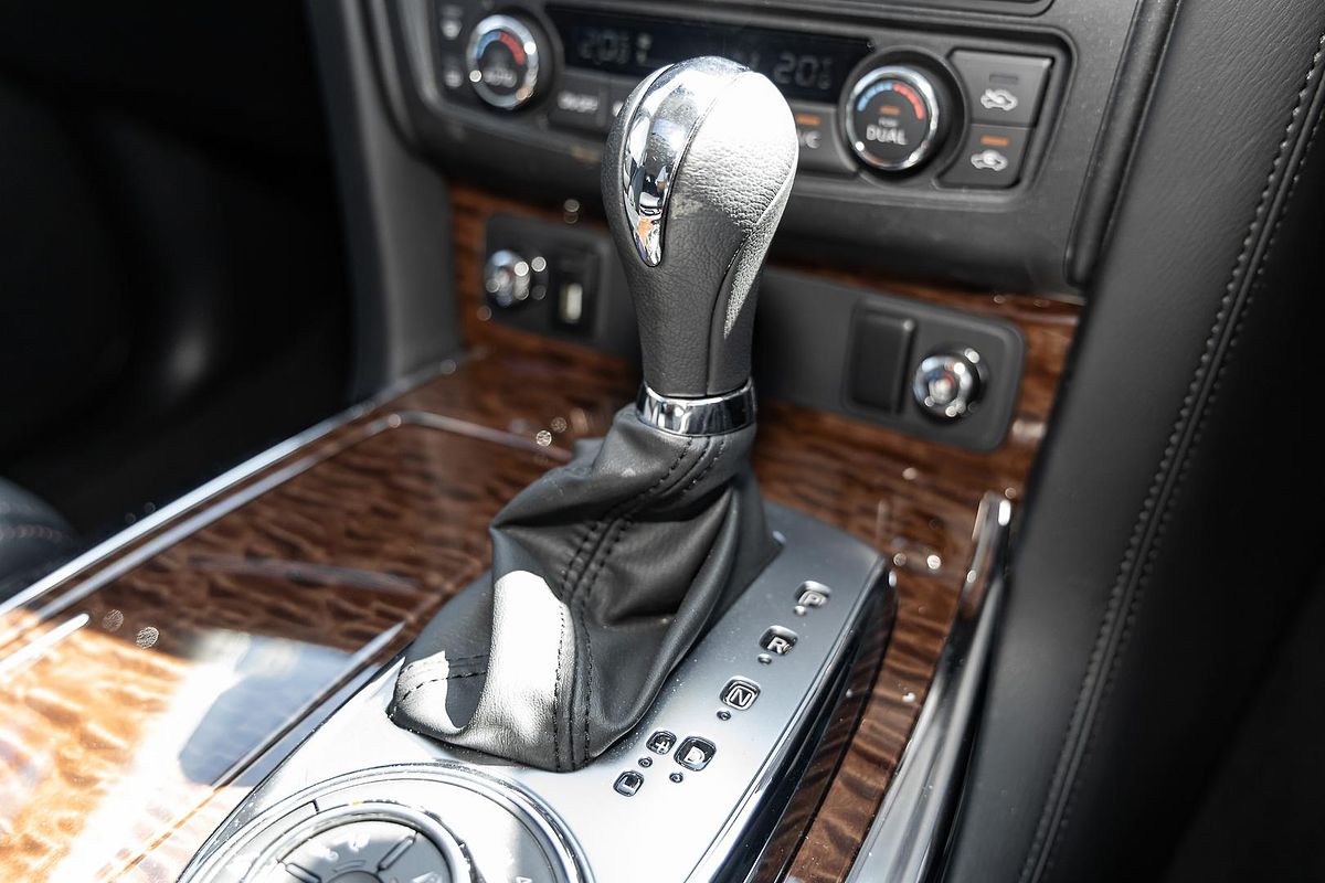 2024 Nissan Patrol Ti-L Y62