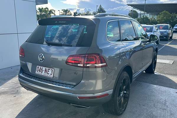 2016 Volkswagen Touareg Wolfsburg Edition 7P