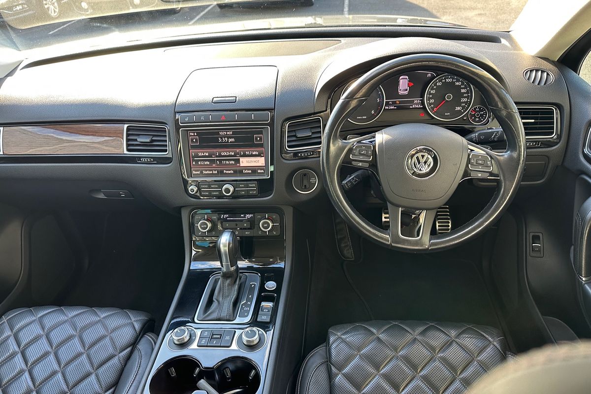 2016 Volkswagen Touareg Wolfsburg Edition 7P