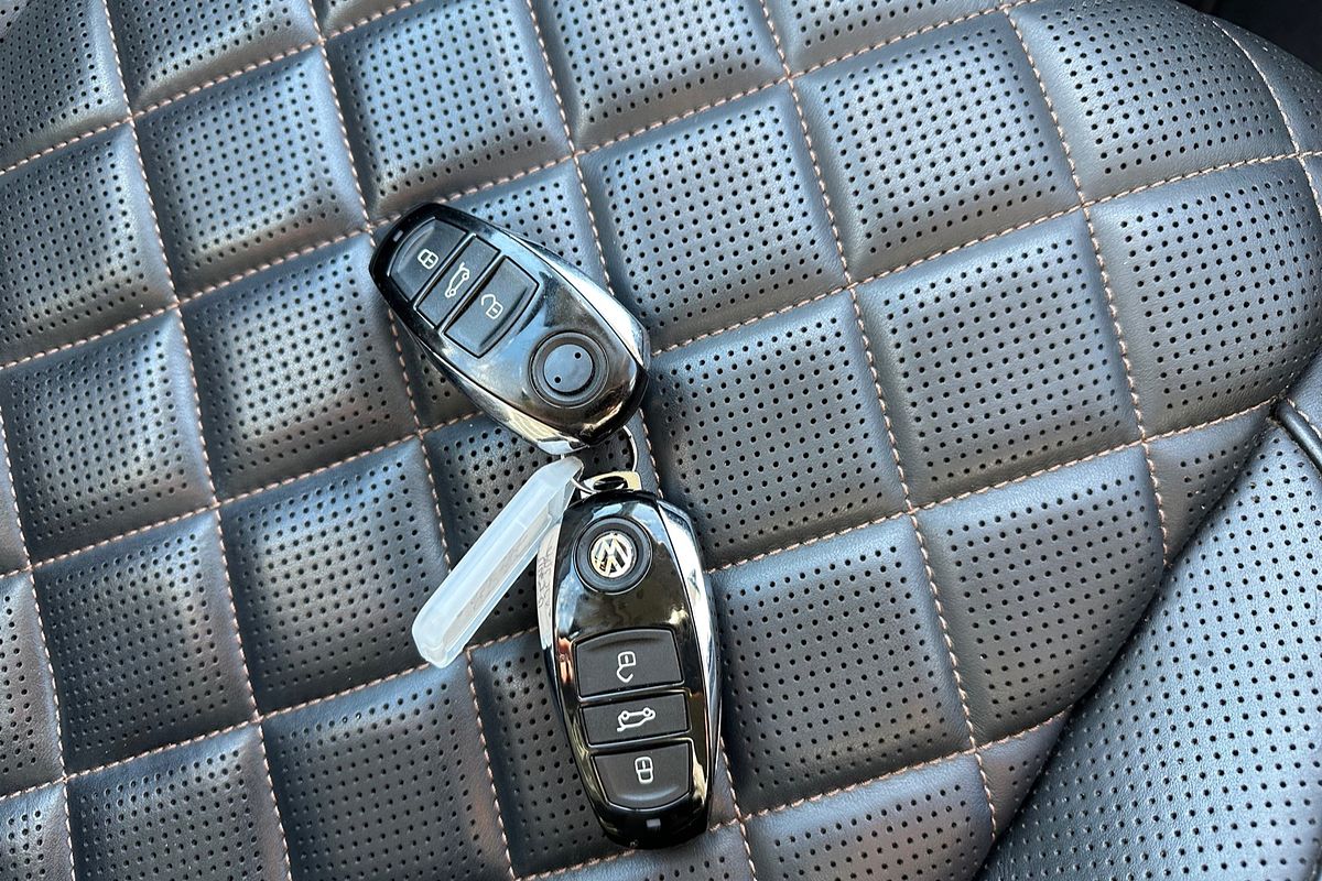 2016 Volkswagen Touareg Wolfsburg Edition 7P