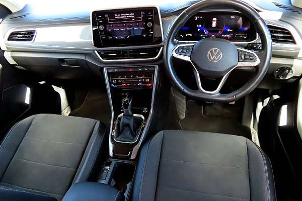 2022 Volkswagen T-Roc 110TSI Style D11