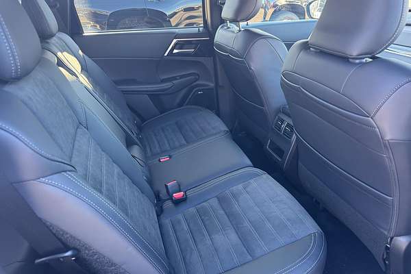 2025 Mitsubishi Outlander Aspire ZM