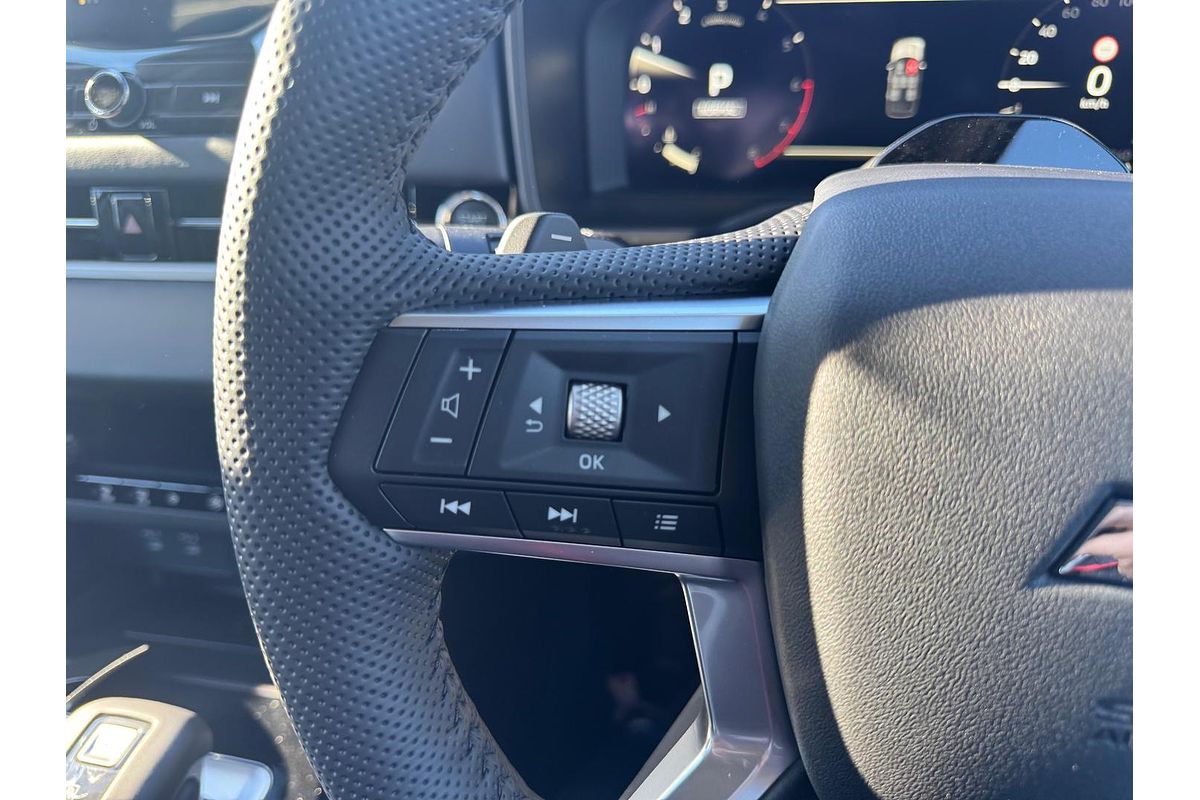 2025 Mitsubishi Outlander LS ZM