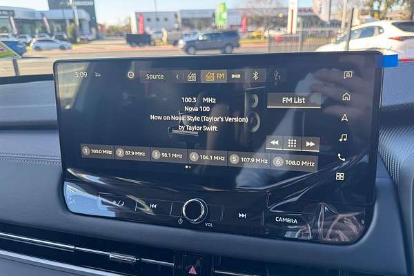 2025 Mitsubishi Outlander LS ZM