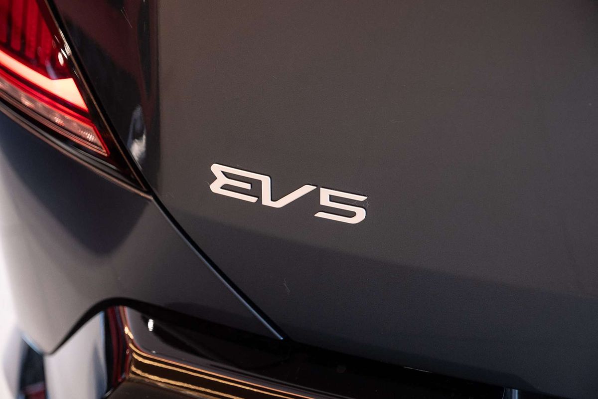2024 Kia EV5 Earth OVc
