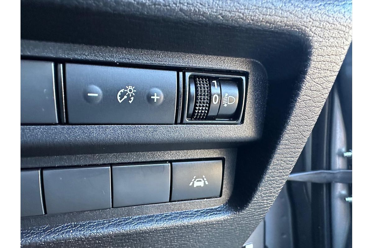 2023 Mitsubishi Outlander ES ZM
