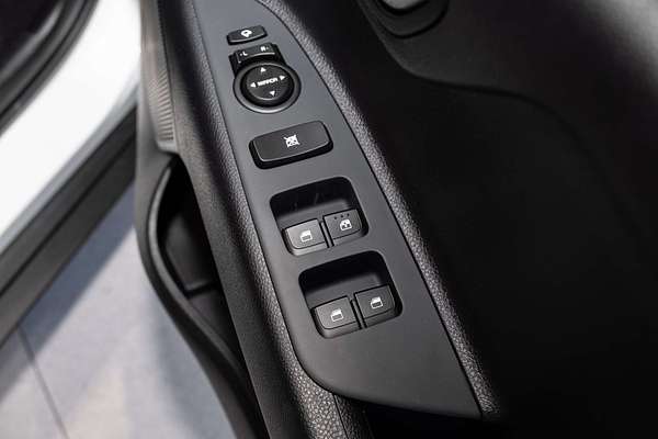 2025 Kia Stonic S YB