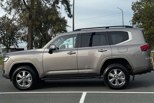 2022 Toyota Landcruiser VX FJA300R