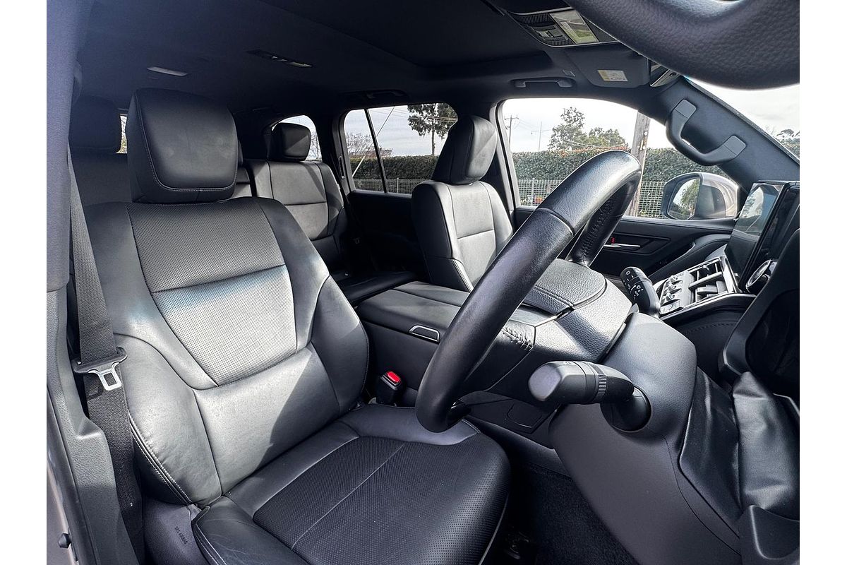 2022 Toyota Landcruiser VX FJA300R