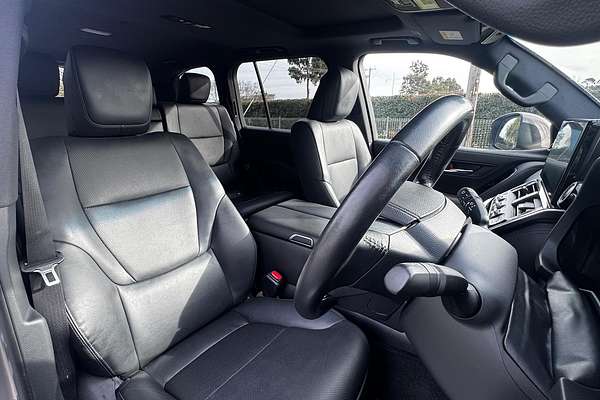 2022 Toyota Landcruiser VX FJA300R