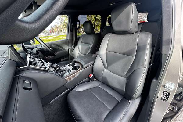 2022 Toyota Landcruiser VX FJA300R