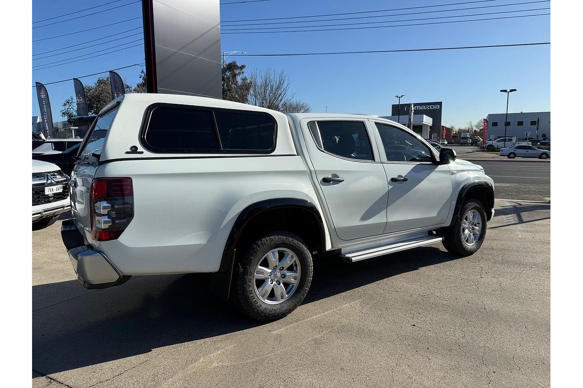 2020 Mitsubishi Triton GLX ADAS MR 4X4