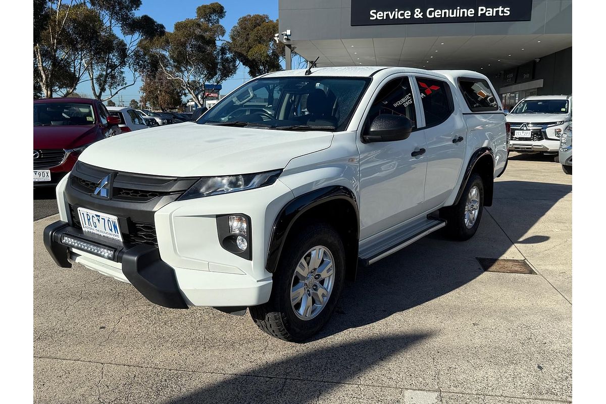 2020 Mitsubishi Triton GLX ADAS MR 4X4
