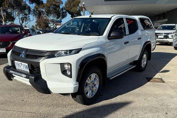 2020 Mitsubishi Triton GLX ADAS MR 4X4
