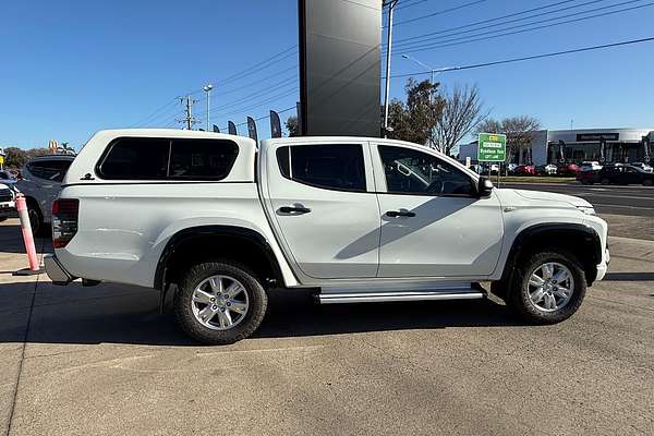 2020 Mitsubishi Triton GLX ADAS MR 4X4