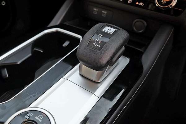 2025 Mitsubishi Outlander ES ZM