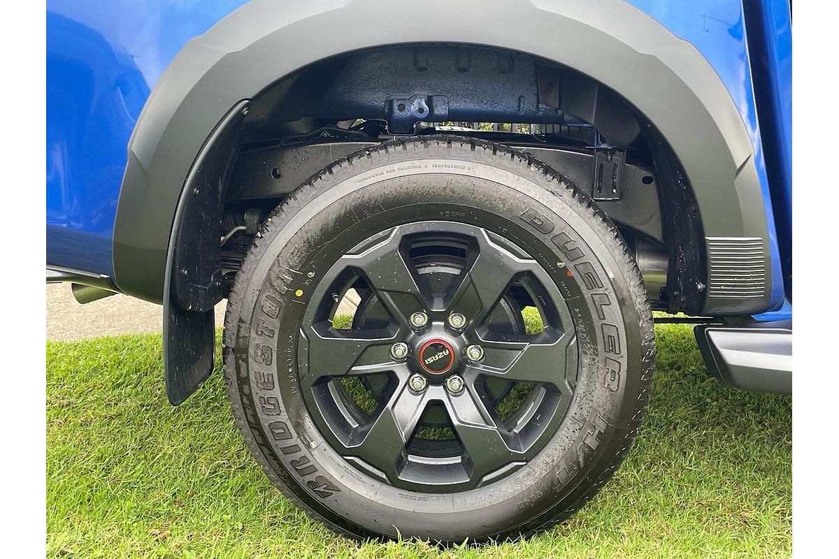 2025 Isuzu D-MAX X-TERRAIN 4X4
