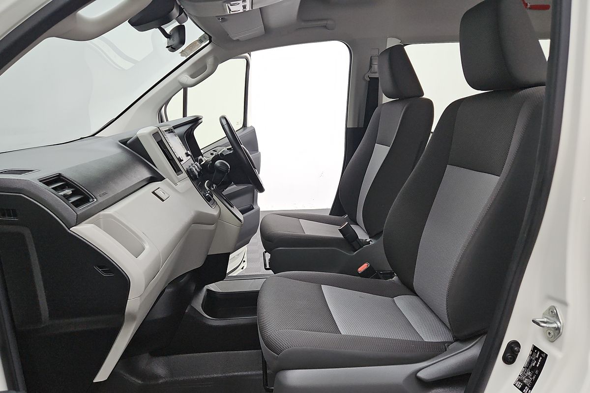 2020 Toyota Hiace Commuter GDH322R ELWB
