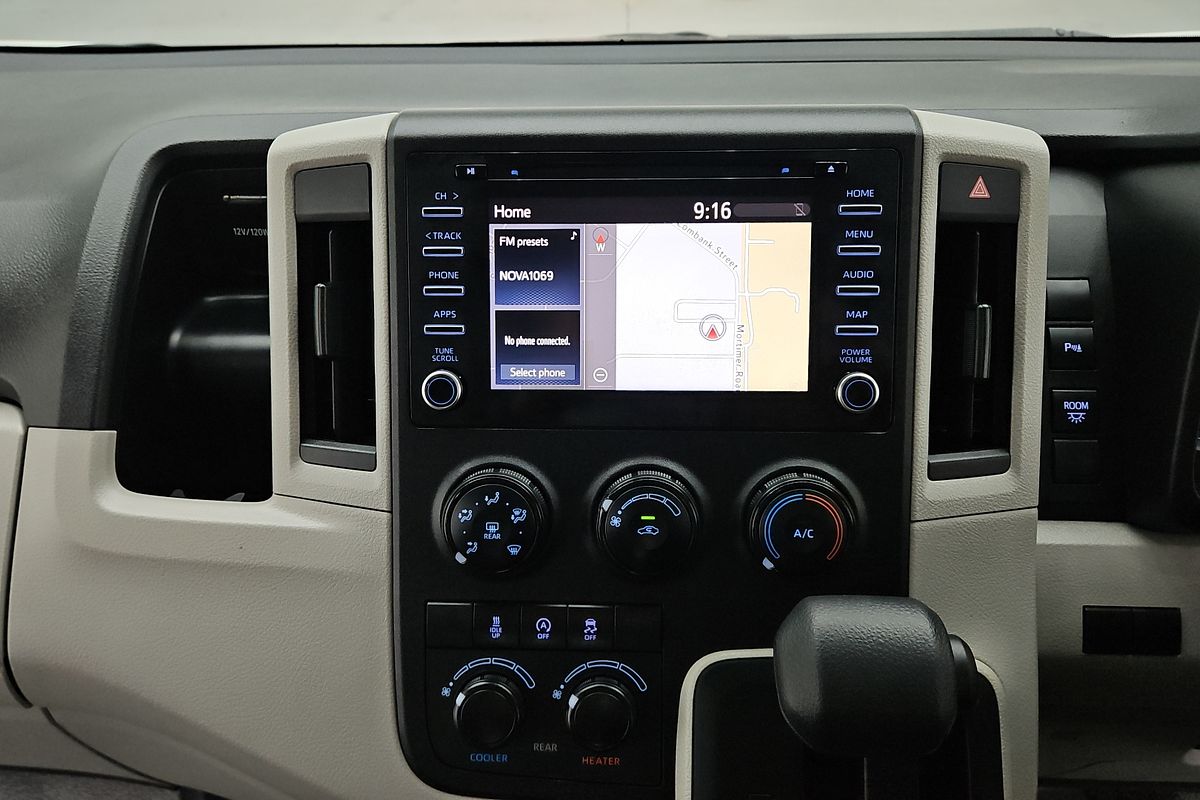 2020 Toyota Hiace Commuter GDH322R ELWB