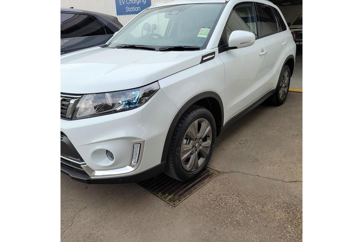2024 Suzuki Vitara Turbo LY Series II