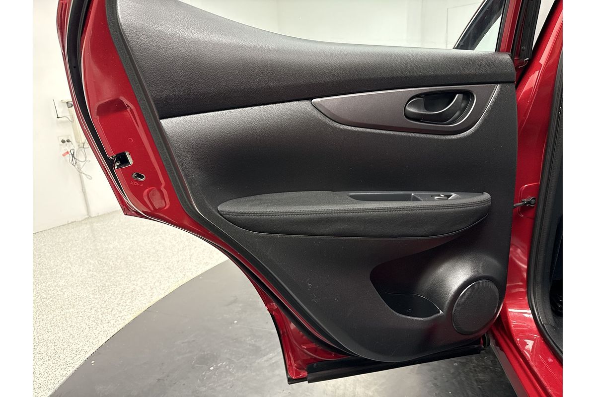 2018 Nissan QASHQAI ST J11 Series 2