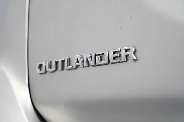 2019 Mitsubishi Outlander ES ADAS ZL