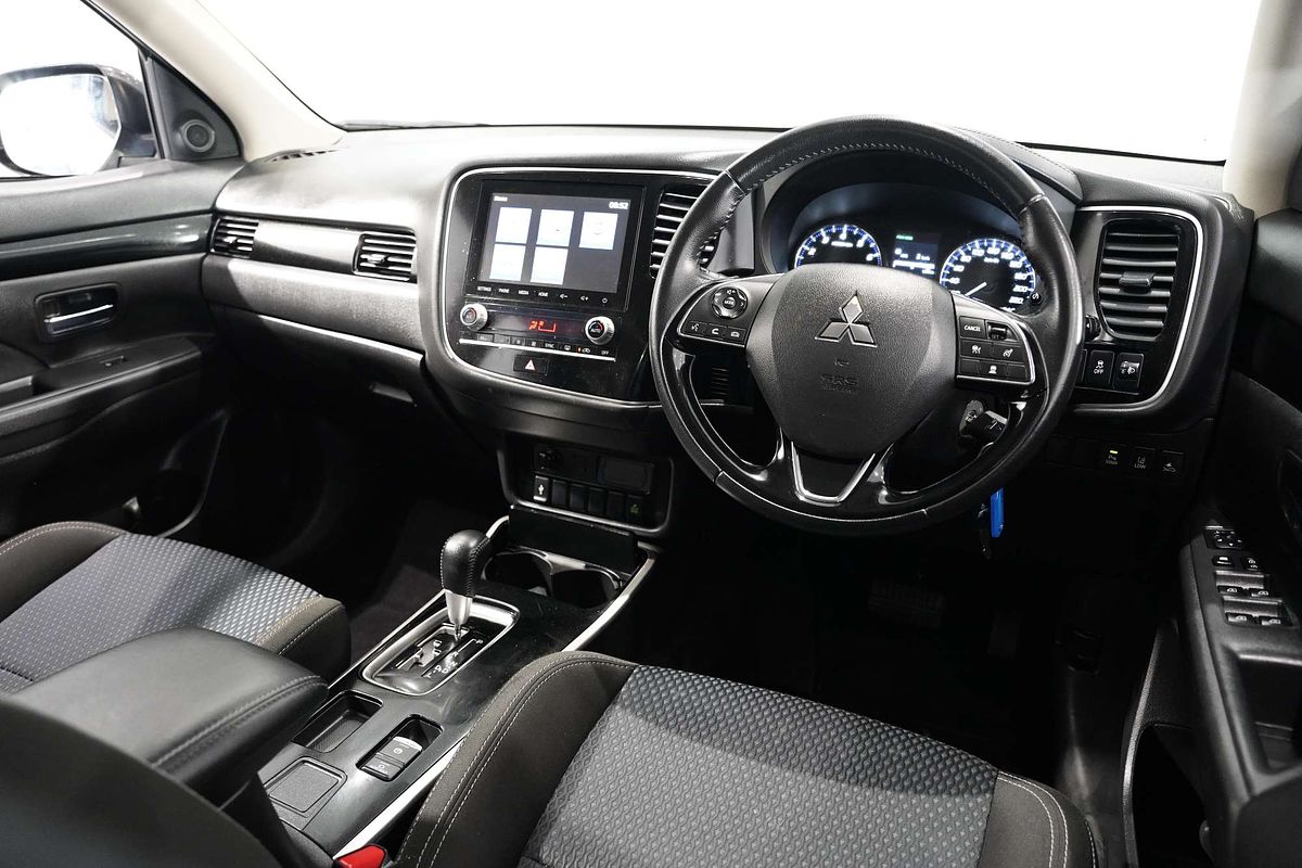 2019 Mitsubishi Outlander ES ADAS ZL